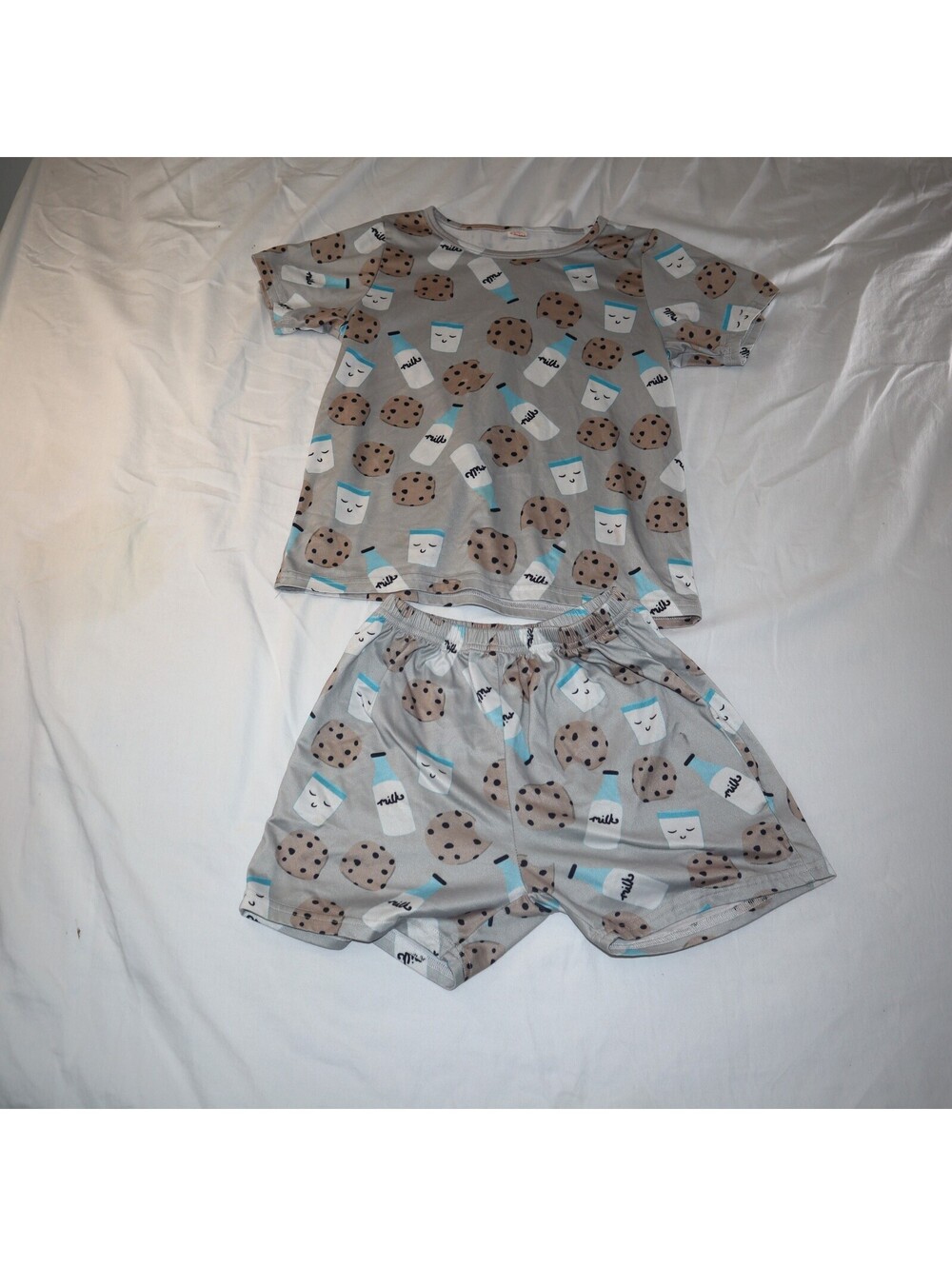Kids 2-Piece Milk and Cookies Pajama Set Size 4T Gray